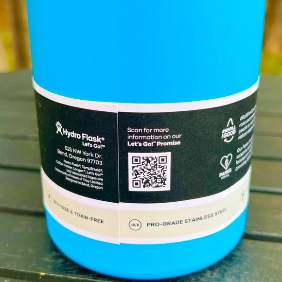 NWT 40oz Hydro Flask Wide Mouth Bottle in “Pacific” - Picture 5 of 11